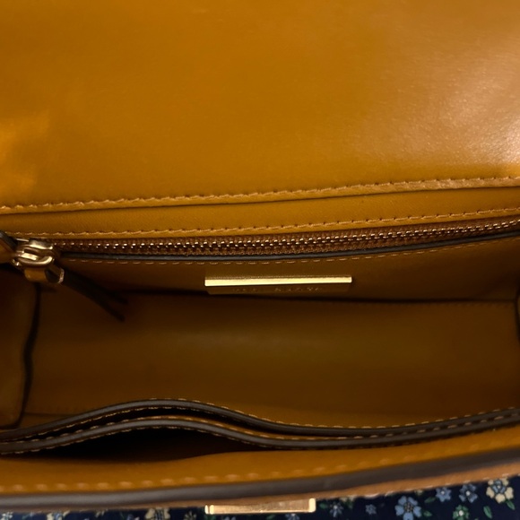 Tory Burch Mustard Quilted Leather Crossbody with Gold Chain - Picture 4 of 6